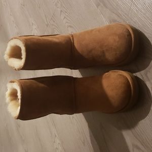 Tan Ugg Boots
